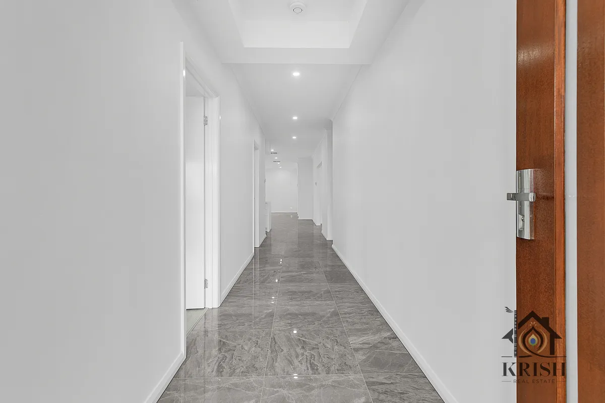 125 Arrowsmith Street, Beveridge VIC 3753 — property photograph 2