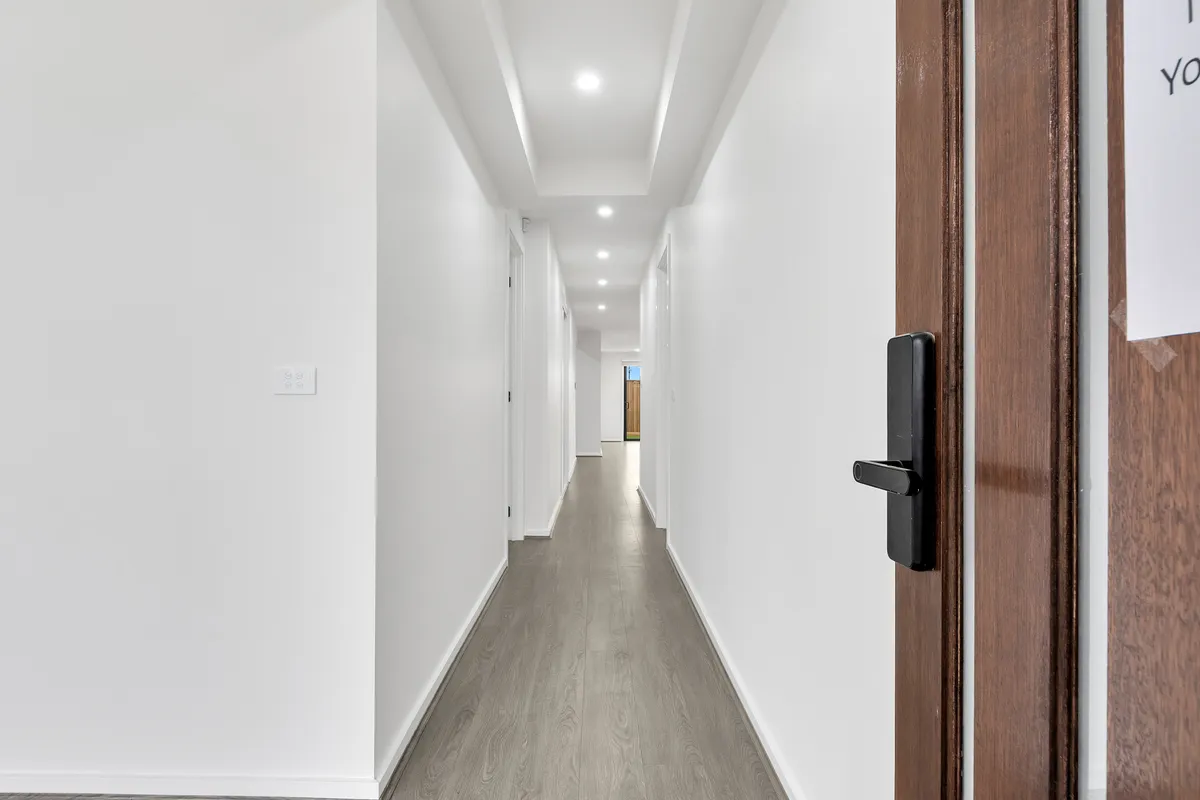 37 Eastside Boulevard, Donnybrook VIC 3064 — property photograph 2