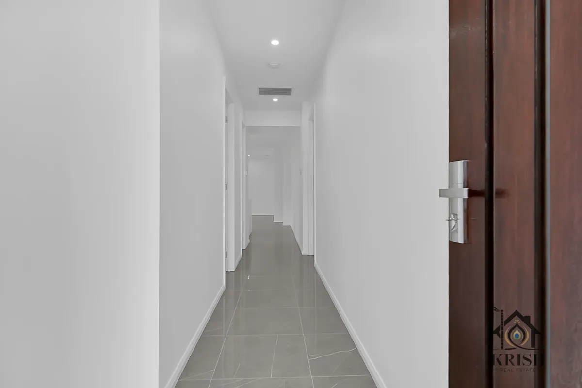 53 Boomerang Road, Donnybrook VIC 3064 — property photograph 2