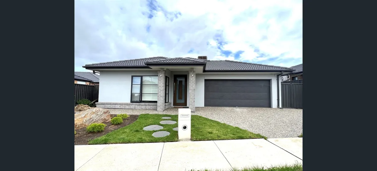 3 Flame Road, Kalkallo VIC 3064 — property photograph 2
