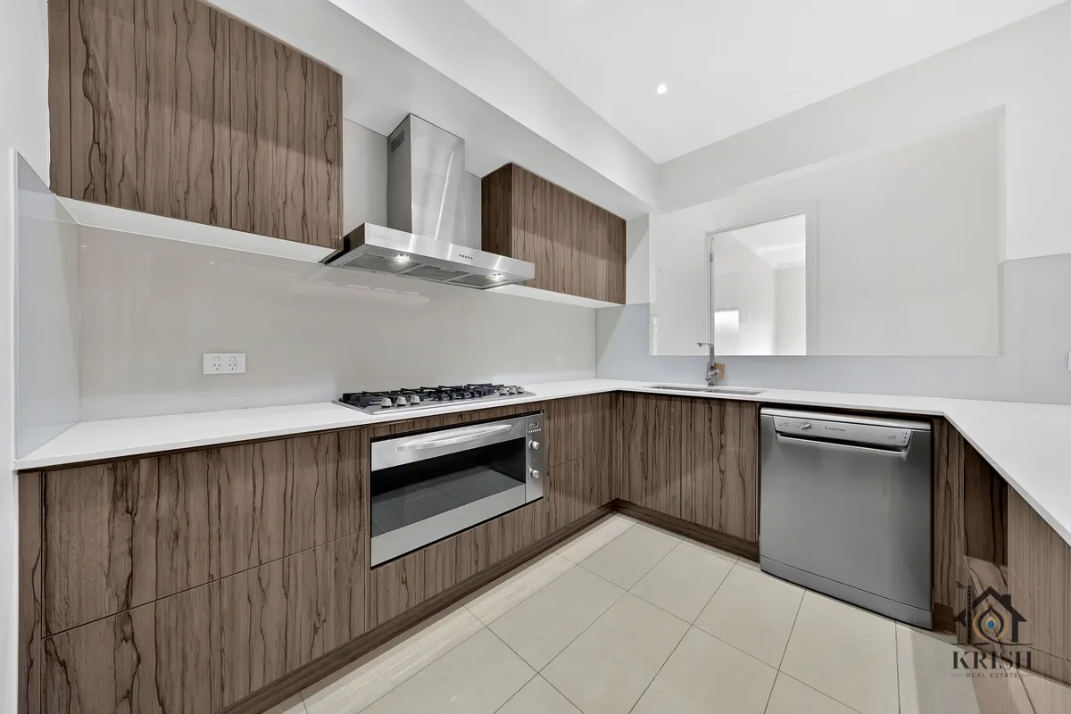 78 Lacombe Blvd, Doreen VIC 3754 — property photograph 2